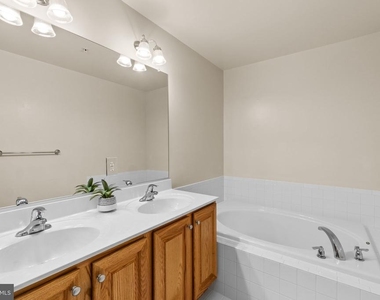 6478 Cornwall Drive - Photo Thumbnail 20
