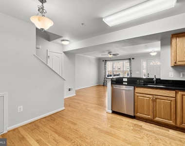 6478 Cornwall Drive - Photo Thumbnail 10