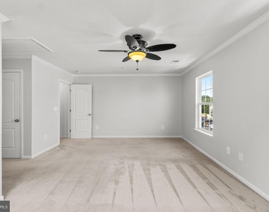 6478 Cornwall Drive - Photo Thumbnail 17