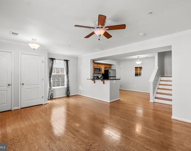 6478 Cornwall Drive - Photo Thumbnail 7