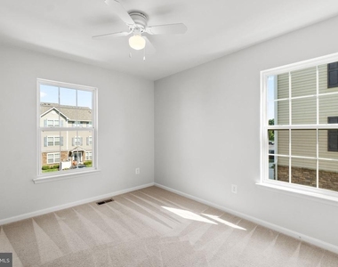 6478 Cornwall Drive - Photo Thumbnail 21