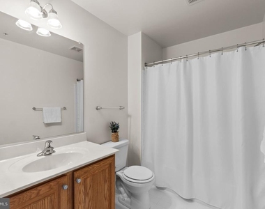 6478 Cornwall Drive - Photo Thumbnail 24