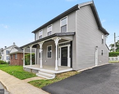 20 N Walnut Street - Photo Thumbnail 2
