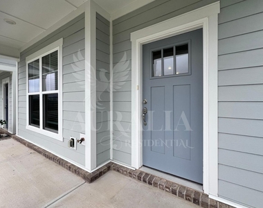 824 Silo Park Drive - Photo Thumbnail 2