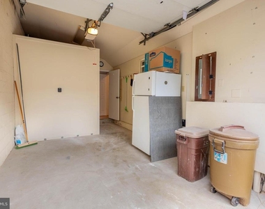 22 Stone Manor - Photo Thumbnail 28