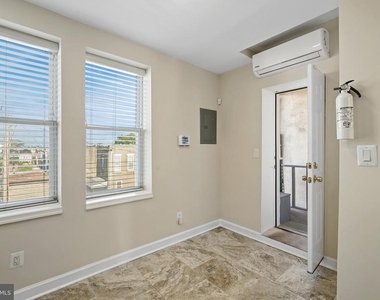 2509 Linden Avenue - Photo Thumbnail 8