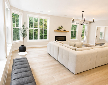 11548 Helmond Way - Photo Thumbnail 5