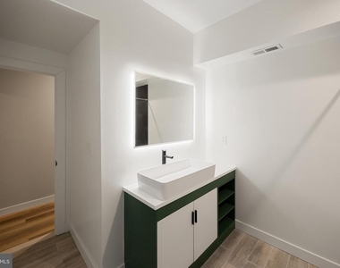 2037 Mcculloh Street - Photo Thumbnail 10