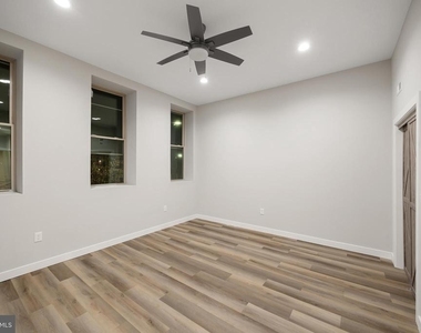 2037 Mcculloh Street - Photo Thumbnail 4