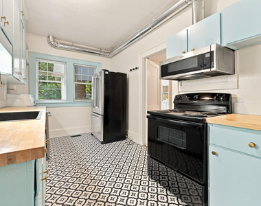 407 Coolidge Street - Photo Thumbnail 20