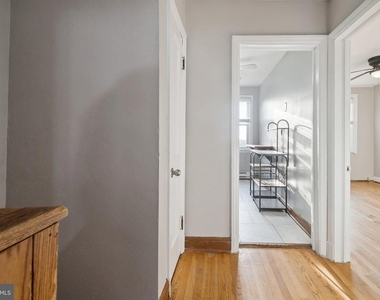 5961 Benton Heights Avenue - Photo Thumbnail 12