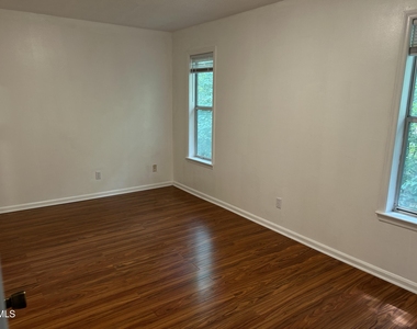 342 Ashley Forest Road - Photo Thumbnail 4