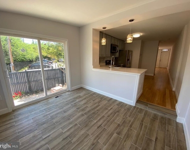 802 Mangold Street - Photo Thumbnail 13