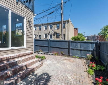 802 Mangold Street - Photo Thumbnail 1