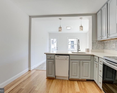 802 Mangold Street - Photo Thumbnail 9