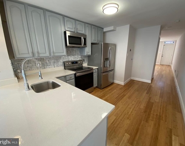 802 Mangold Street - Photo Thumbnail 6