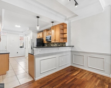 214 N Madeira Street - Photo Thumbnail 8