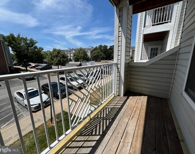 689 Winding Stream Way - Photo Thumbnail 18