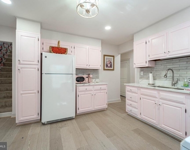 206 Linden Avenue - Photo Thumbnail 7