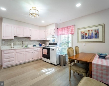 206 Linden Avenue - Photo Thumbnail 6