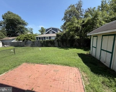 1709 Riverdale Drive - Photo Thumbnail 22