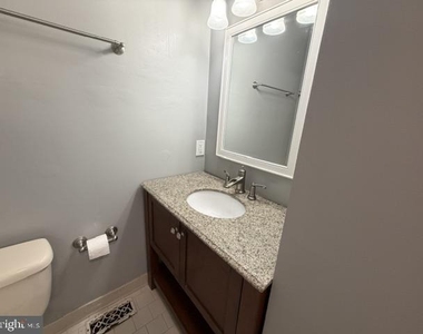 1709 Riverdale Drive - Photo Thumbnail 10