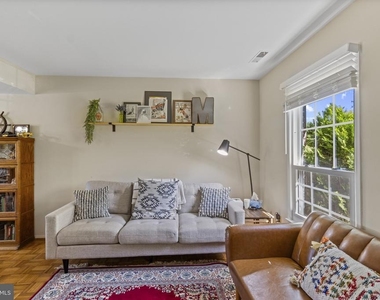 1435 Crofton Parkway - Photo Thumbnail 6