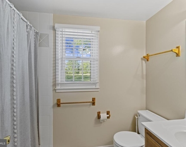 1435 Crofton Parkway - Photo Thumbnail 29