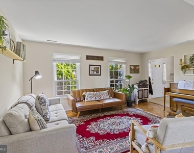 1435 Crofton Parkway - Photo Thumbnail 3