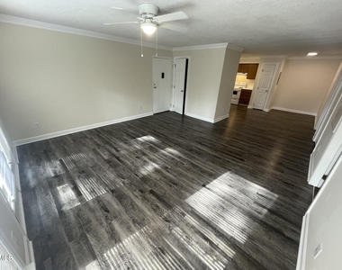 3535 Ivy Commons Drive - Photo Thumbnail 4