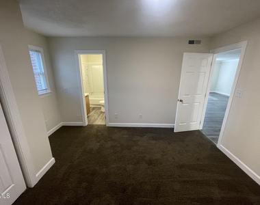 3535 Ivy Commons Drive - Photo Thumbnail 7