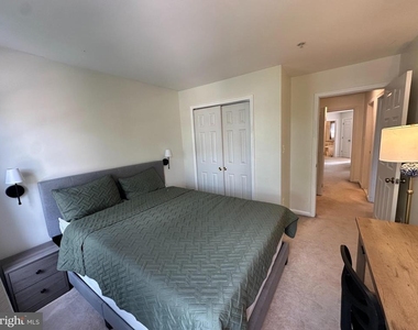 1145 Carbondale Way - Photo Thumbnail 22