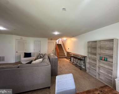 1145 Carbondale Way - Photo Thumbnail 15