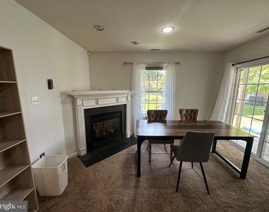 1145 Carbondale Way - Photo Thumbnail 16