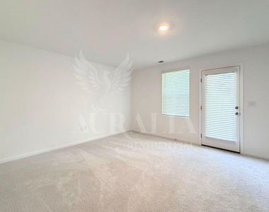 3611 Elm Grove Lane - Photo Thumbnail 5