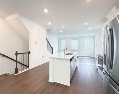 3611 Elm Grove Lane - Photo Thumbnail 11