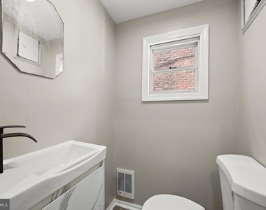 1618 W 14th - Photo Thumbnail 9
