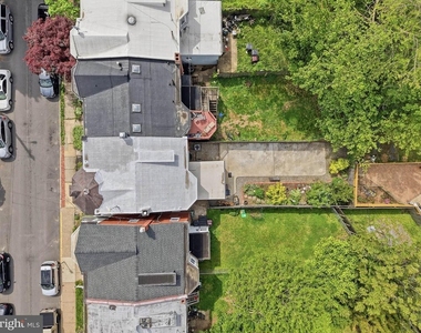 406 W 20th Street - Photo Thumbnail 26
