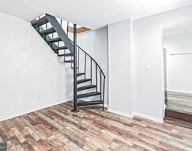 603 W 4th Street - Photo Thumbnail 3