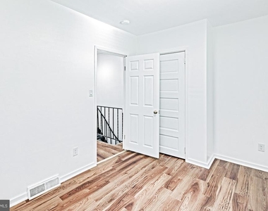 603 W 4th Street - Photo Thumbnail 6