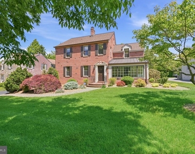 805 Princeton Road - Photo Thumbnail 1