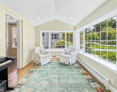 805 Princeton Road - Photo Thumbnail 5
