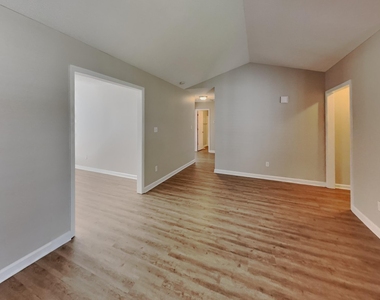2112 Mckinnon Drive - Photo Thumbnail 1