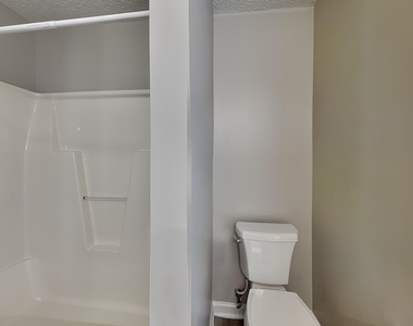153 Cambridge Elm Drive - Photo Thumbnail 10