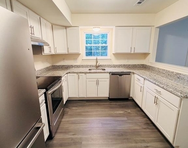 168 Stoney Drive - Photo Thumbnail 8