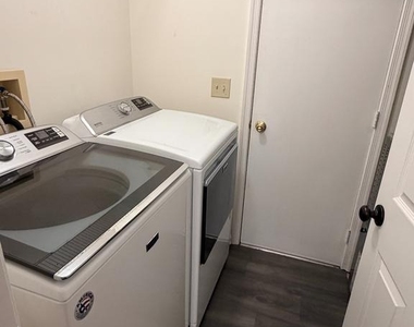 168 Stoney Drive - Photo Thumbnail 20