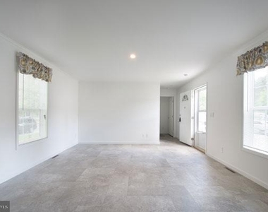 16 Loxley Lane - Photo Thumbnail 9