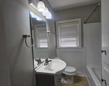 3623 Bowling Drive - Photo Thumbnail 8
