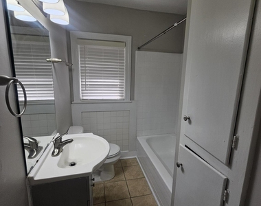 3623 Bowling Drive - Photo Thumbnail 9