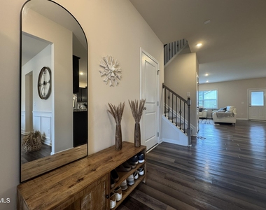 4608 Okeechobee Court - Photo Thumbnail 5